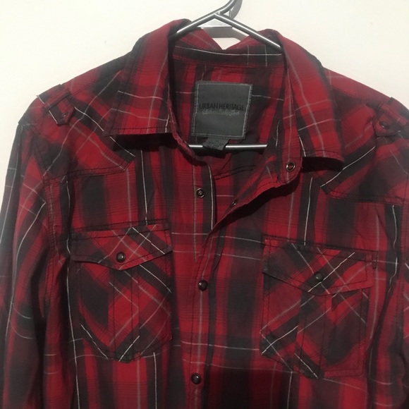 Urban Heritage Red and Black Flannel Shirt. XL - Picture 4 of 8